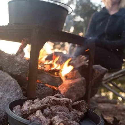 Camp Chef Deluxe 6-Quart Dutch Oven Regular
