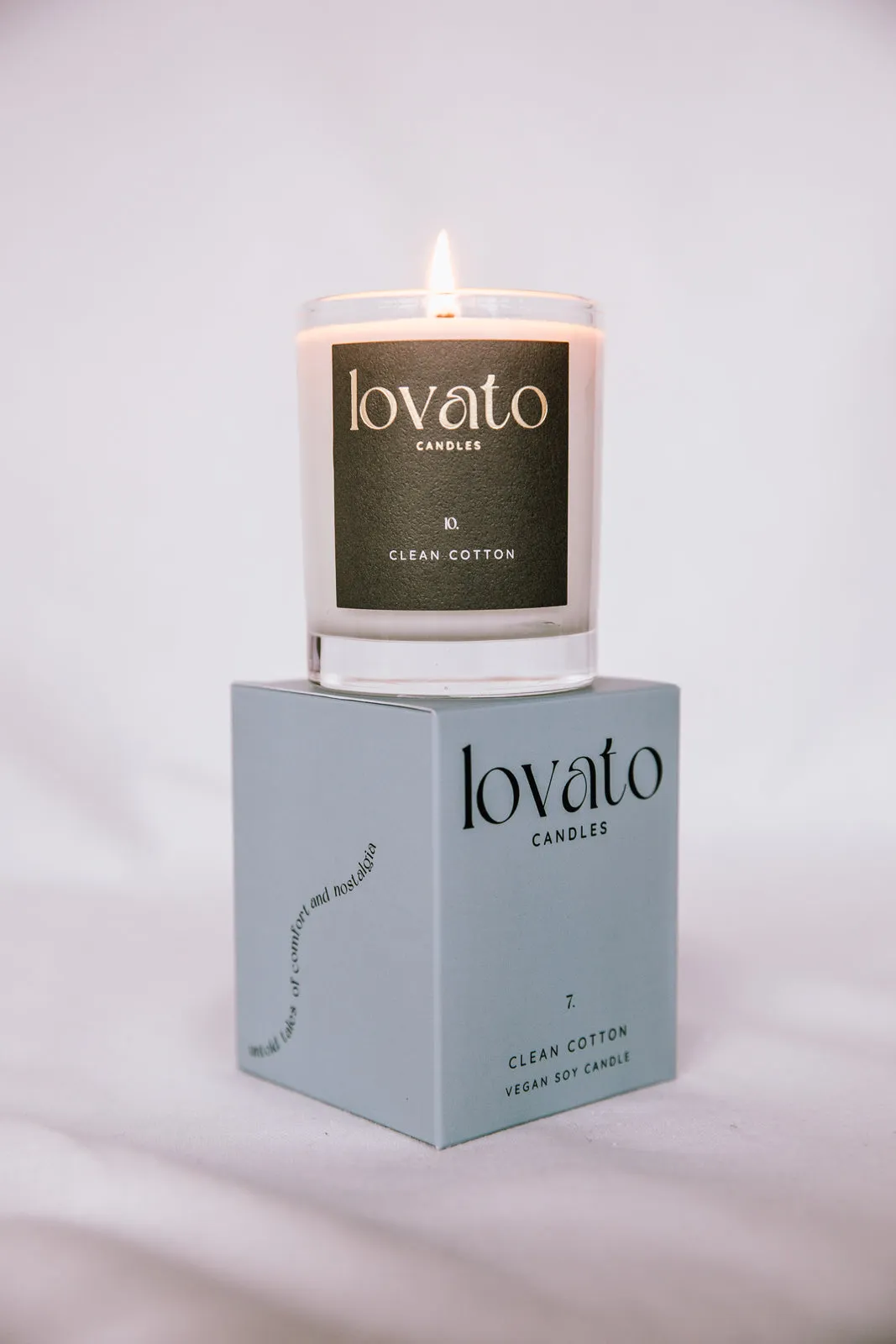 Medium Candle in Box - Clean Cotton