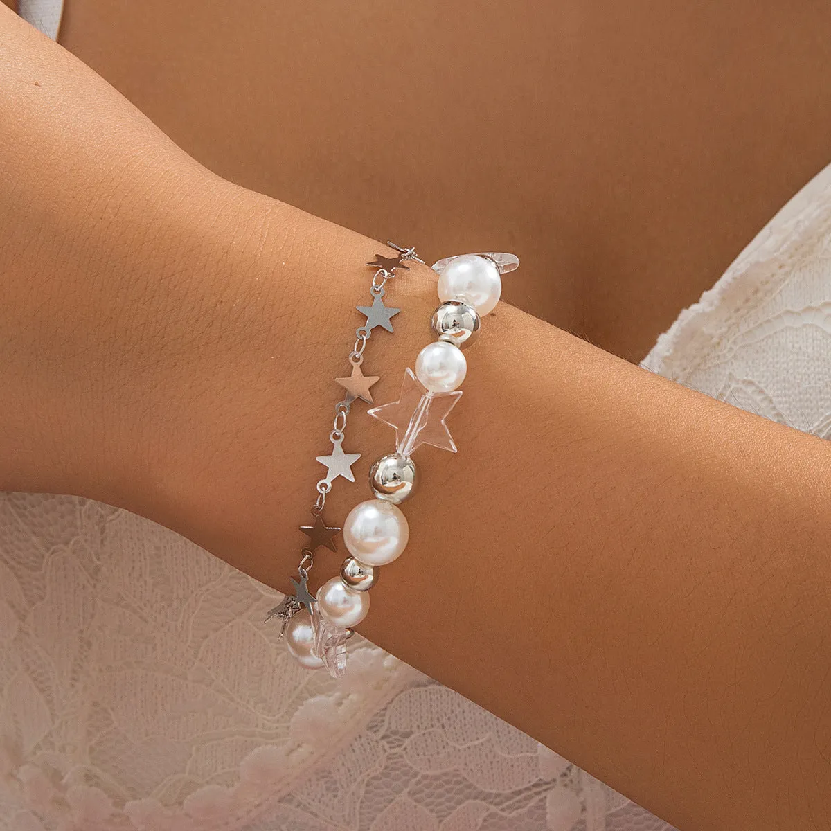 Pearl Star Necklace with a Touch of Elegance for Stylish Women