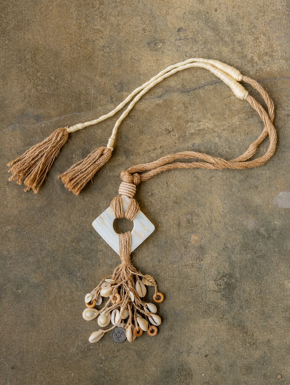 Seashell & Jute Harmony Necklace